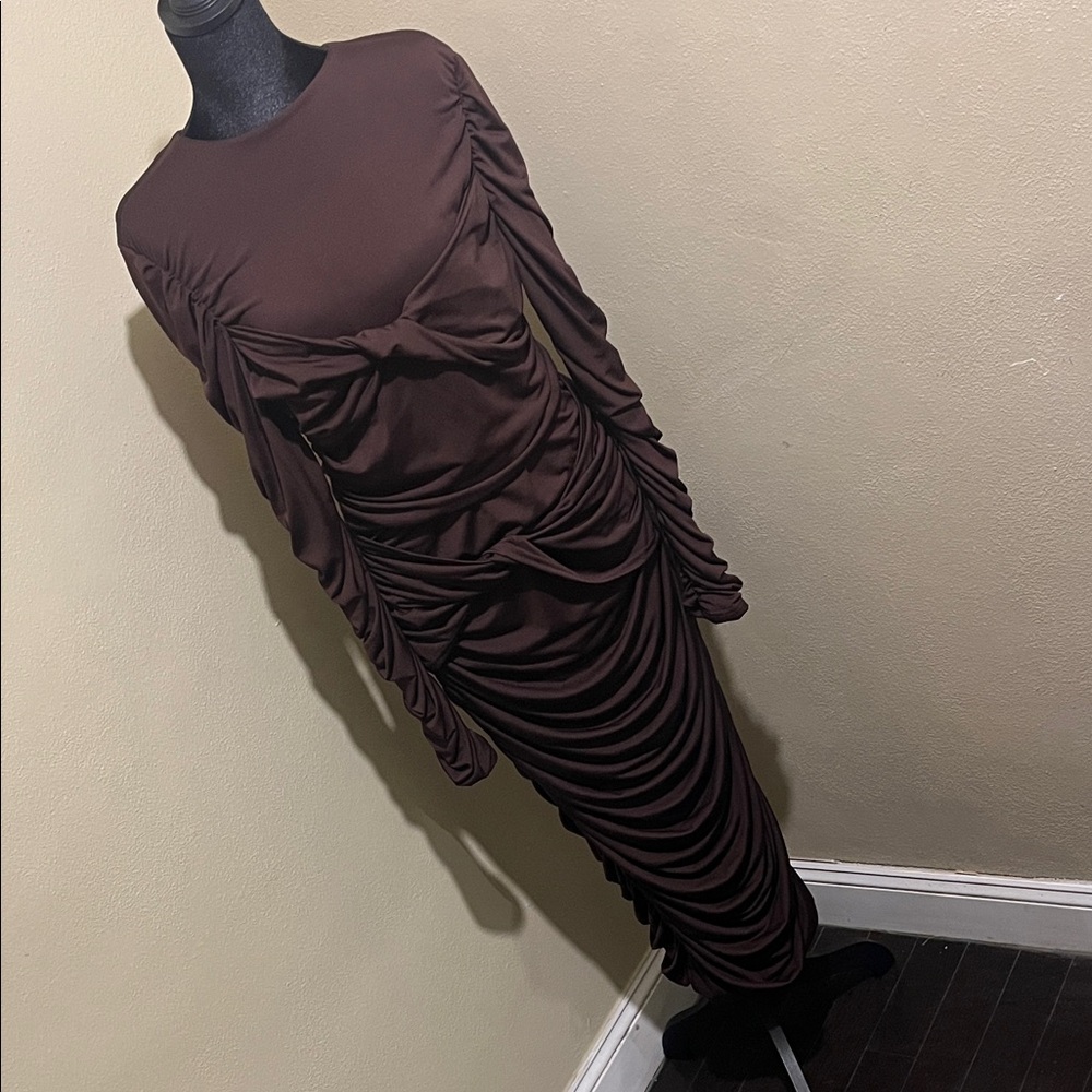 PrettyLittleThing Chocolate Long Sleeve Dress